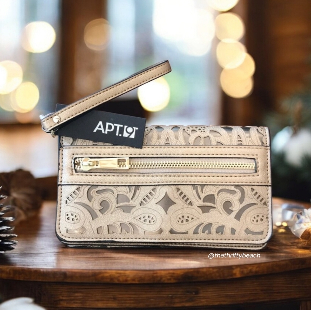 Apt. 9 Laser-Cut Floral Wristlet Wallet - Bronze/Champagne